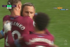 乌姆蒂蒂退役：西甲传奇法国中卫巴塞罗那生涯回顾